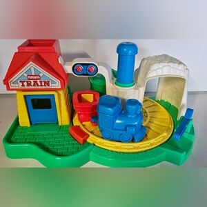 Playskool Push & Go Train Station toy